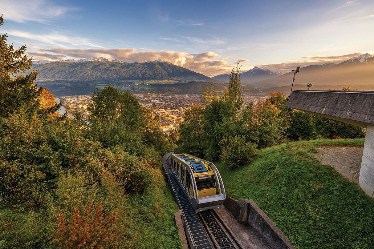 city-break-innsbruck-hotel-deal-hungerburgbahn-innsbruck-markus-mair-3