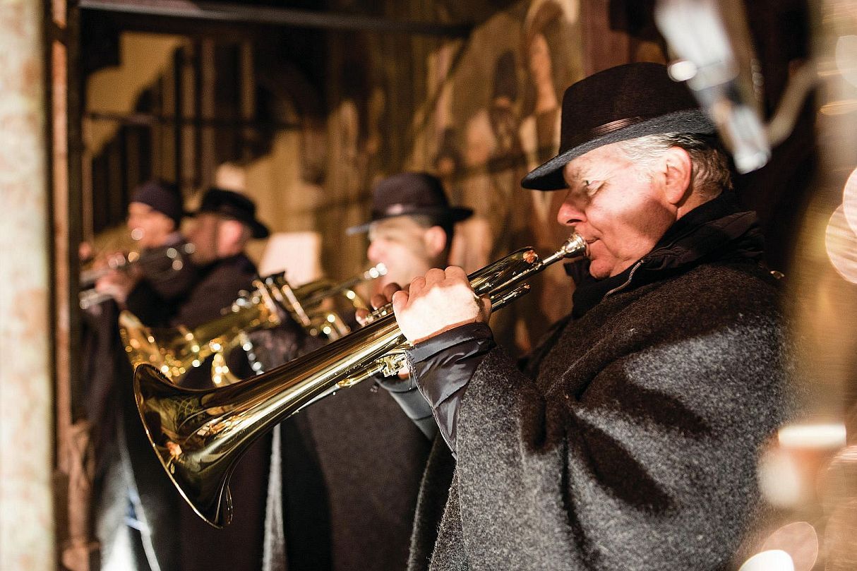 innsbruck-christmas-market-brass-christmas-market-tvb-innsbruck-daniel-zangerl-2