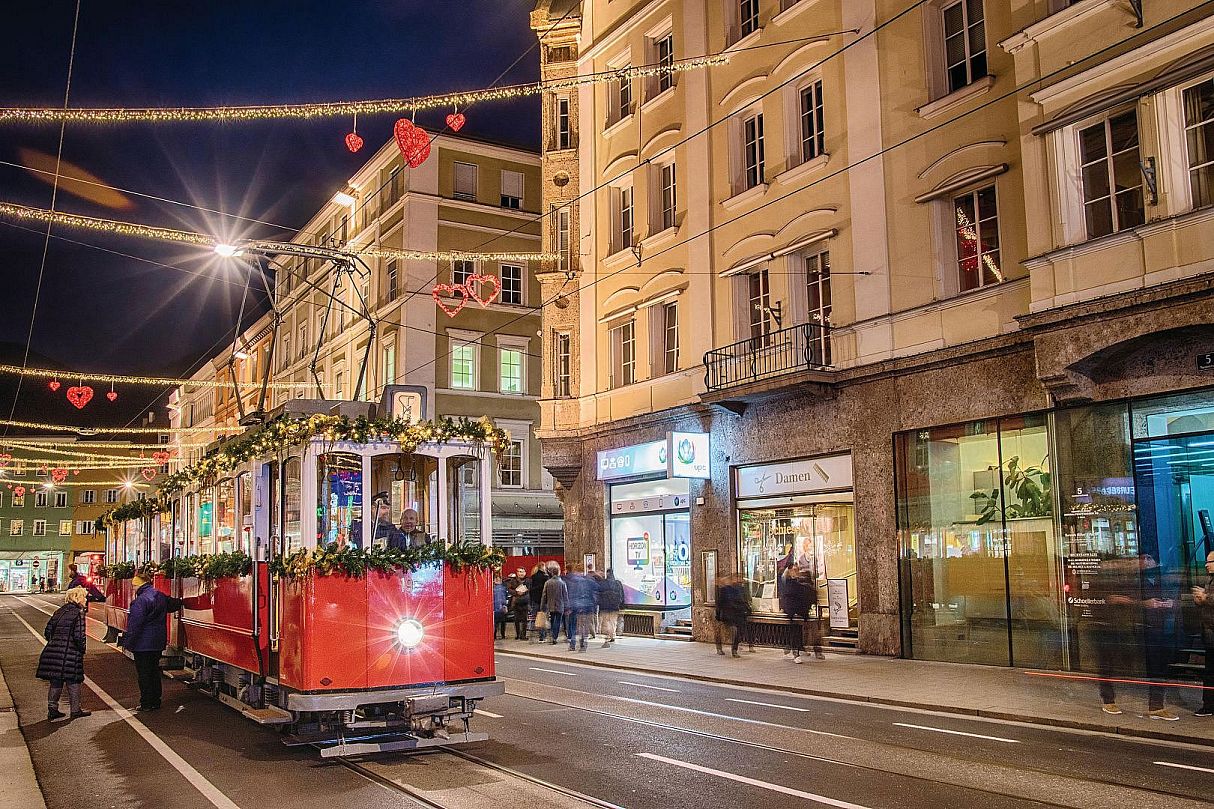 innsbruck-christmas-market-christmas-streets-tvb-innsbruck-danijel-jovanovic-2