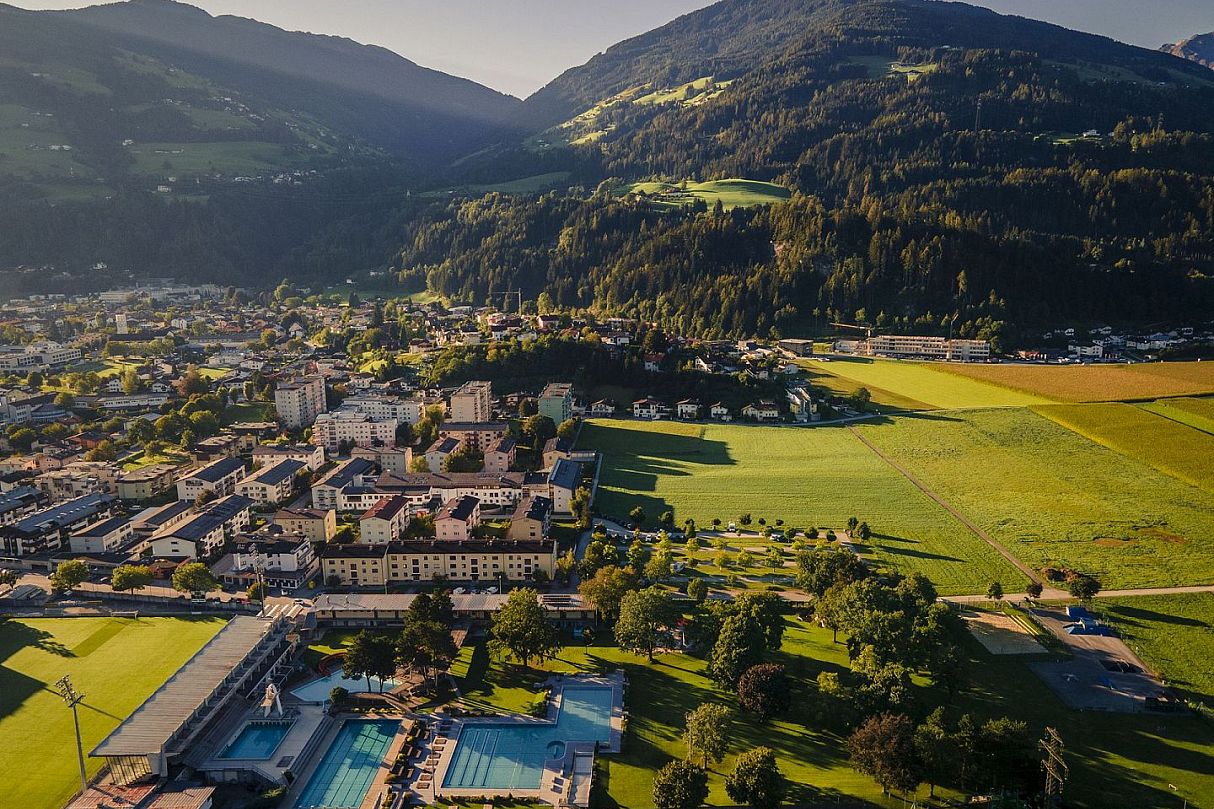 Wattens mit Alpenbad