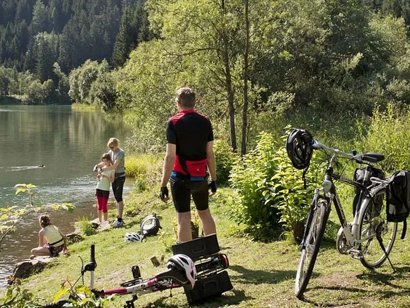 radwandern-fernradweg-region-hall-wattens©tirolwerbung